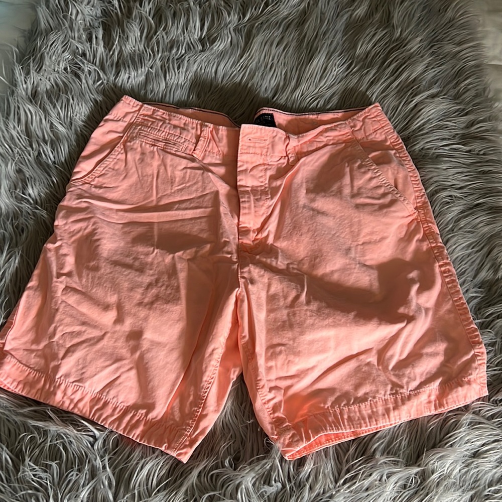 Men’s American Eagle shorts
